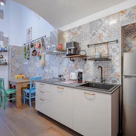Apartamento Guesthost - Dimora Di Miriam 2 Taranto